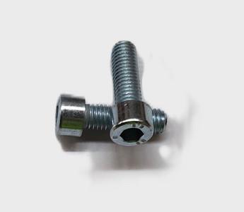 S340048693Z Оцинкованный болт M8X60